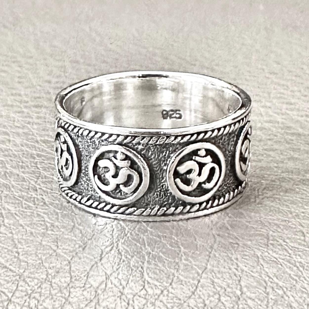 Ohm/Om Ring Buddhism Hindi Talisman Ring\