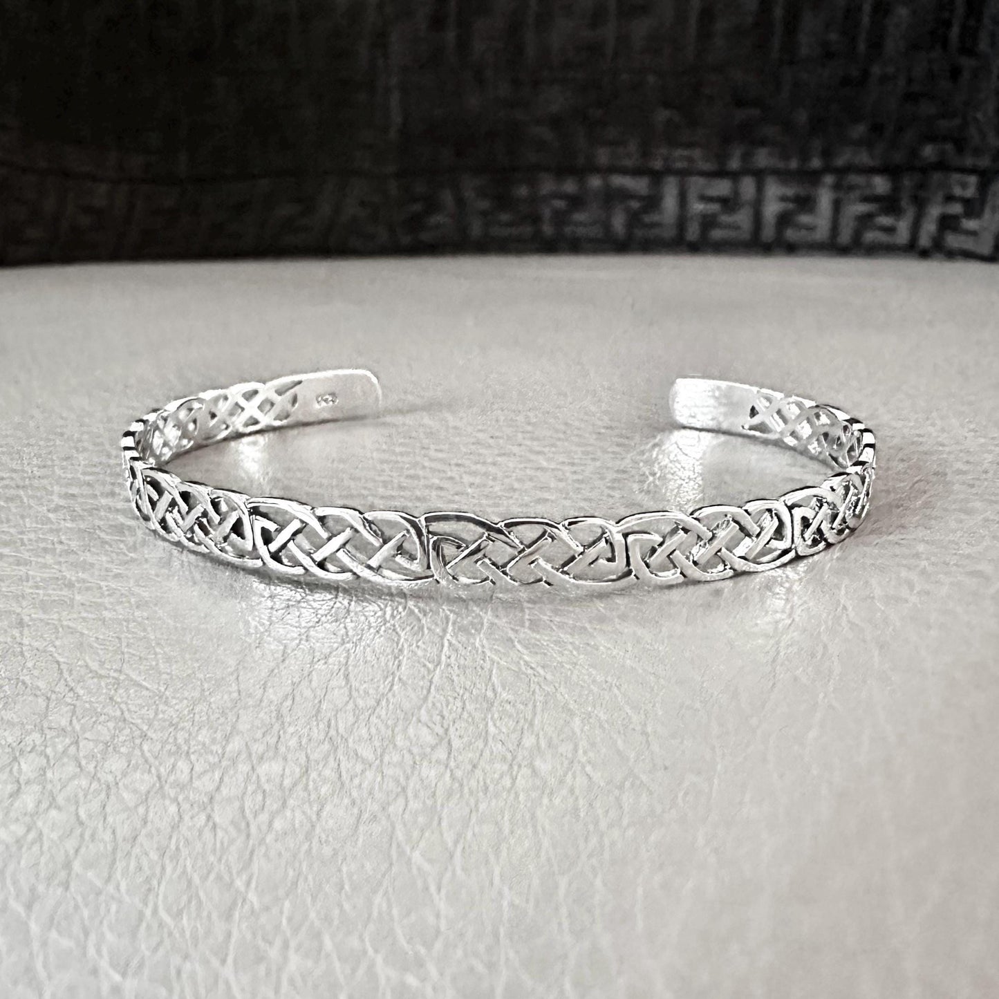Celtic Knot Bracelet Infinity Knot Viking Endless Cuff Bracelet