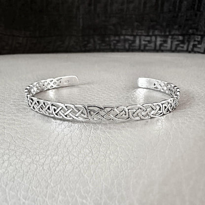 Celtic Knot Bracelet Infinity Knot Viking Endless Cuff Bracelet