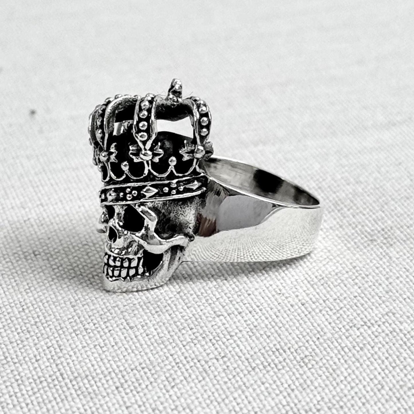 Skull Gothic Crown Punk Biker Skeleton Ring