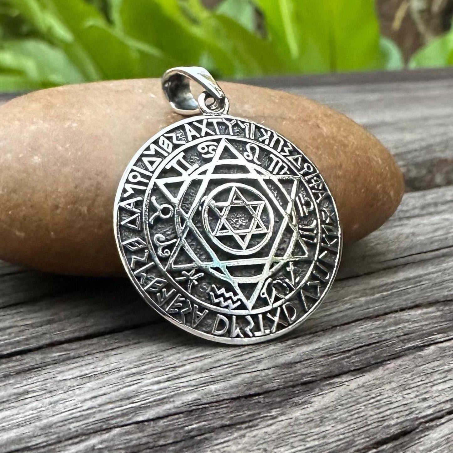 Star of David  Hebrew  Solomon Seal Pendant/Necklace