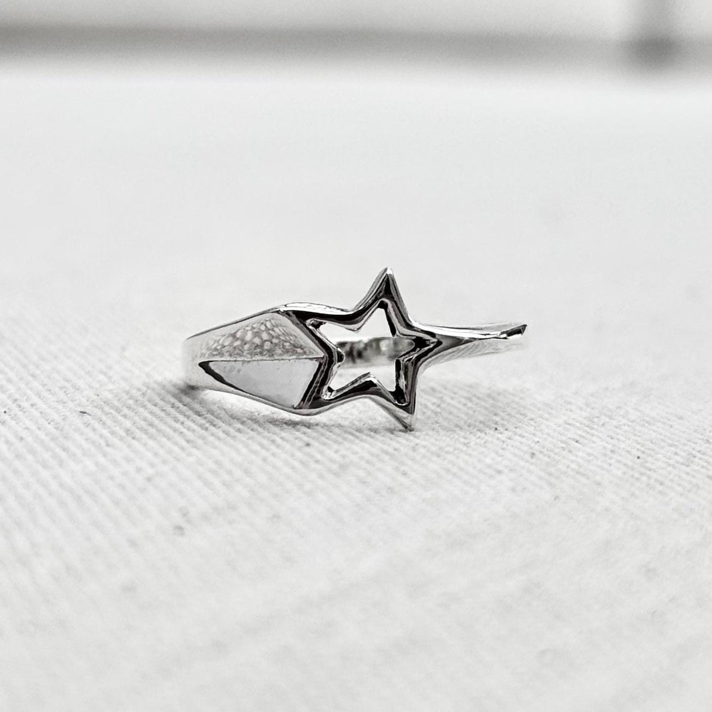 Shooting Star Women Ring