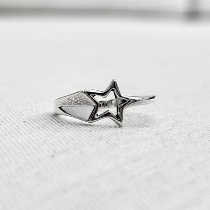 Shooting Star Women Ring