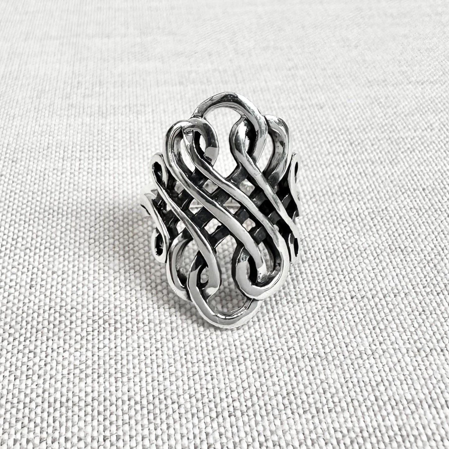 Infinity Spiral Wire Fashion Ring