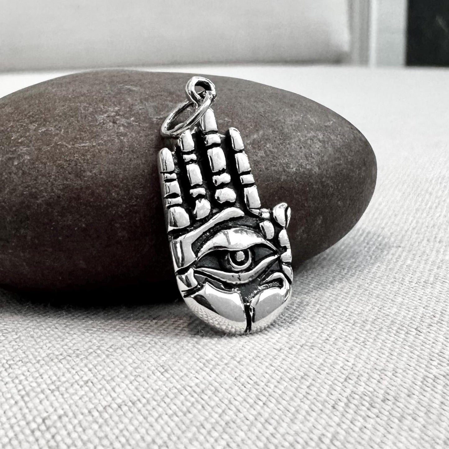 Fatima Hand Hamsa Islam Judaism Pendant/Necklace