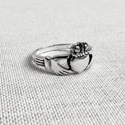 Claddagh Celtic Irish Heritage Heart Ring