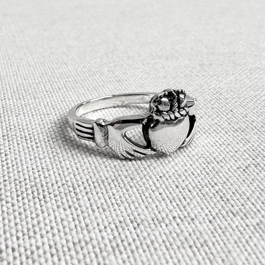 Claddagh Celtic Irish Heritage Heart Ring