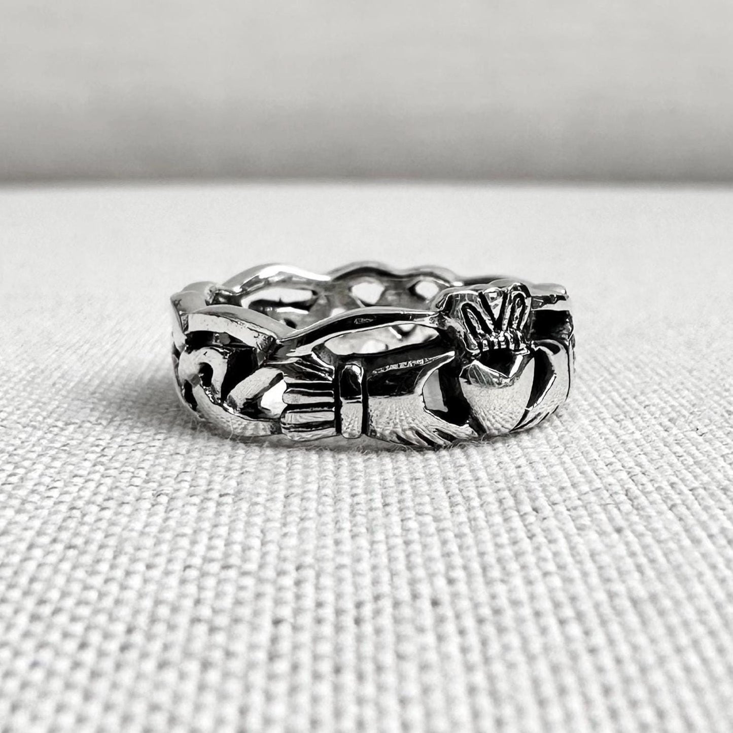 Claddagh Celtic Irish Heritage Heart Ring