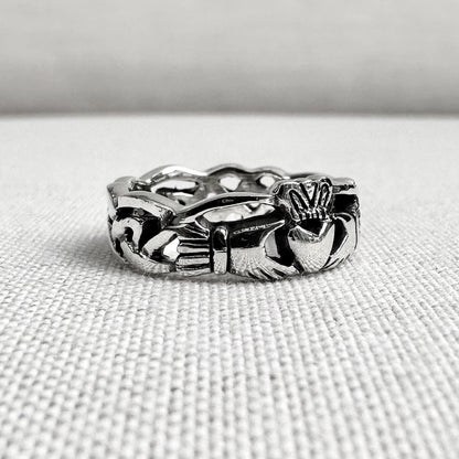 Claddagh Celtic Irish Heritage Heart Ring