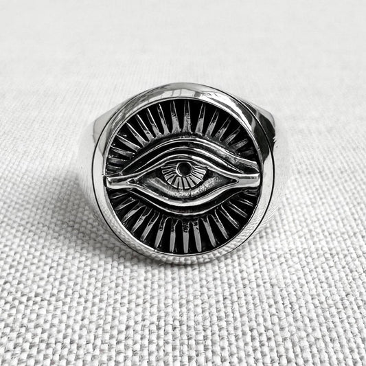 Egypt Eye of Horus Falcon God Ring