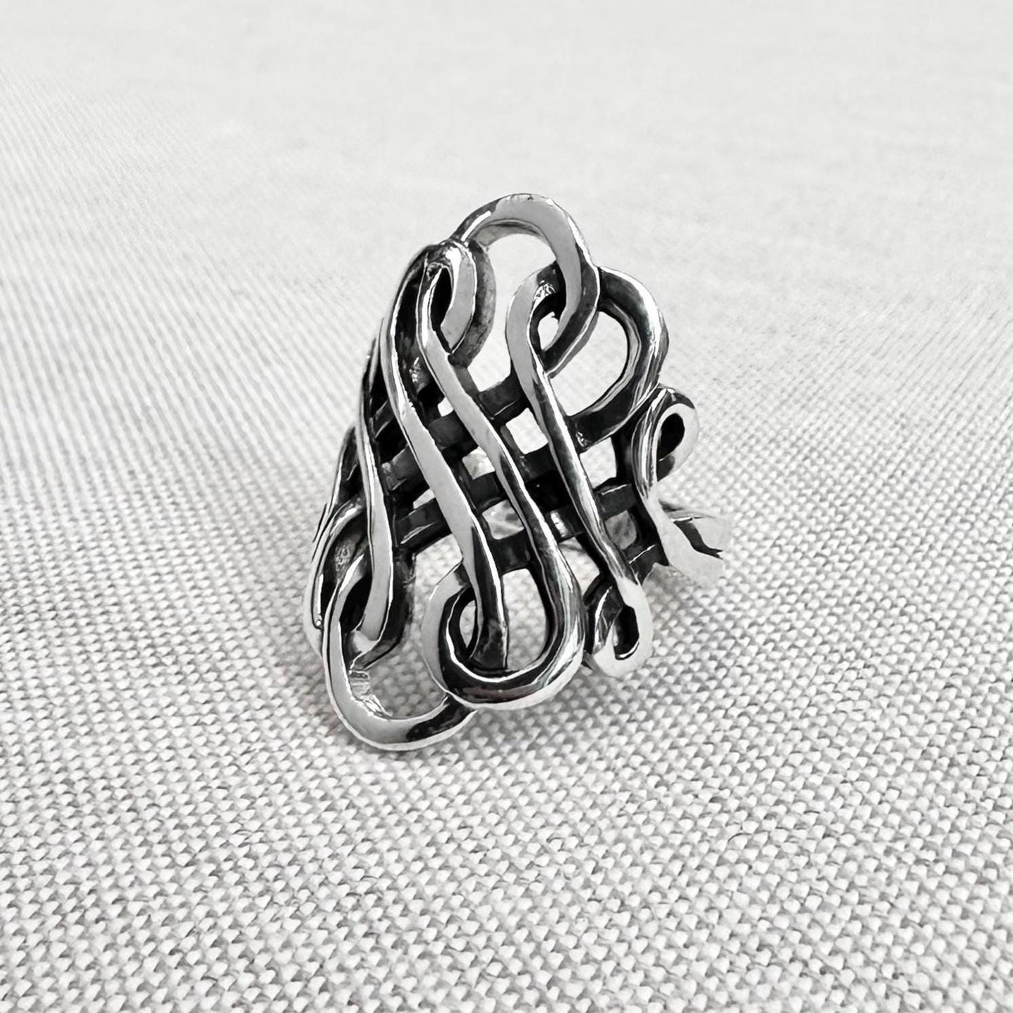 Infinity Spiral Wire Fashion Ring