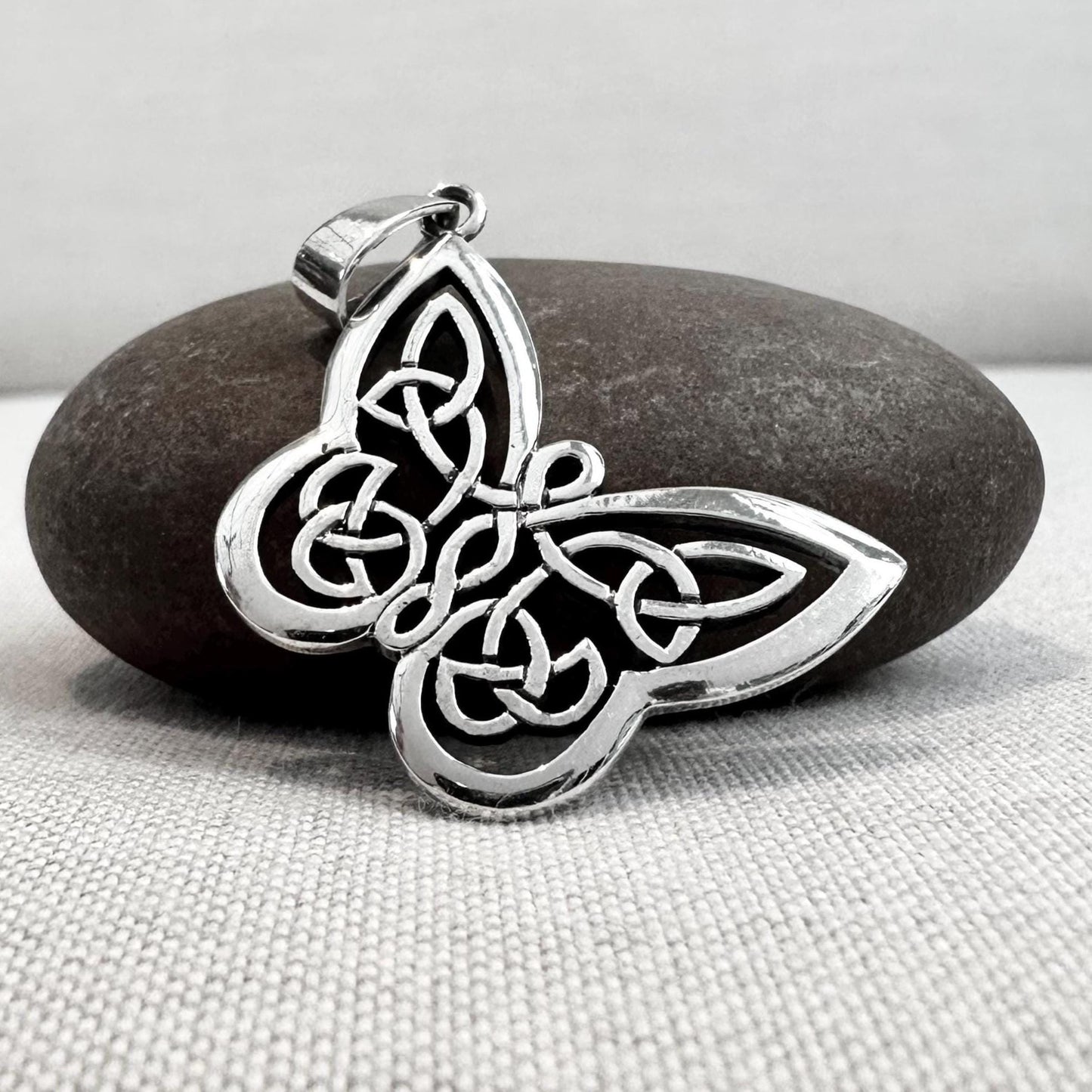 Butterfly Insect Monarch Women Pendant/Necklace