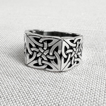 Celtic Infinity Knot Viking Endless Ring