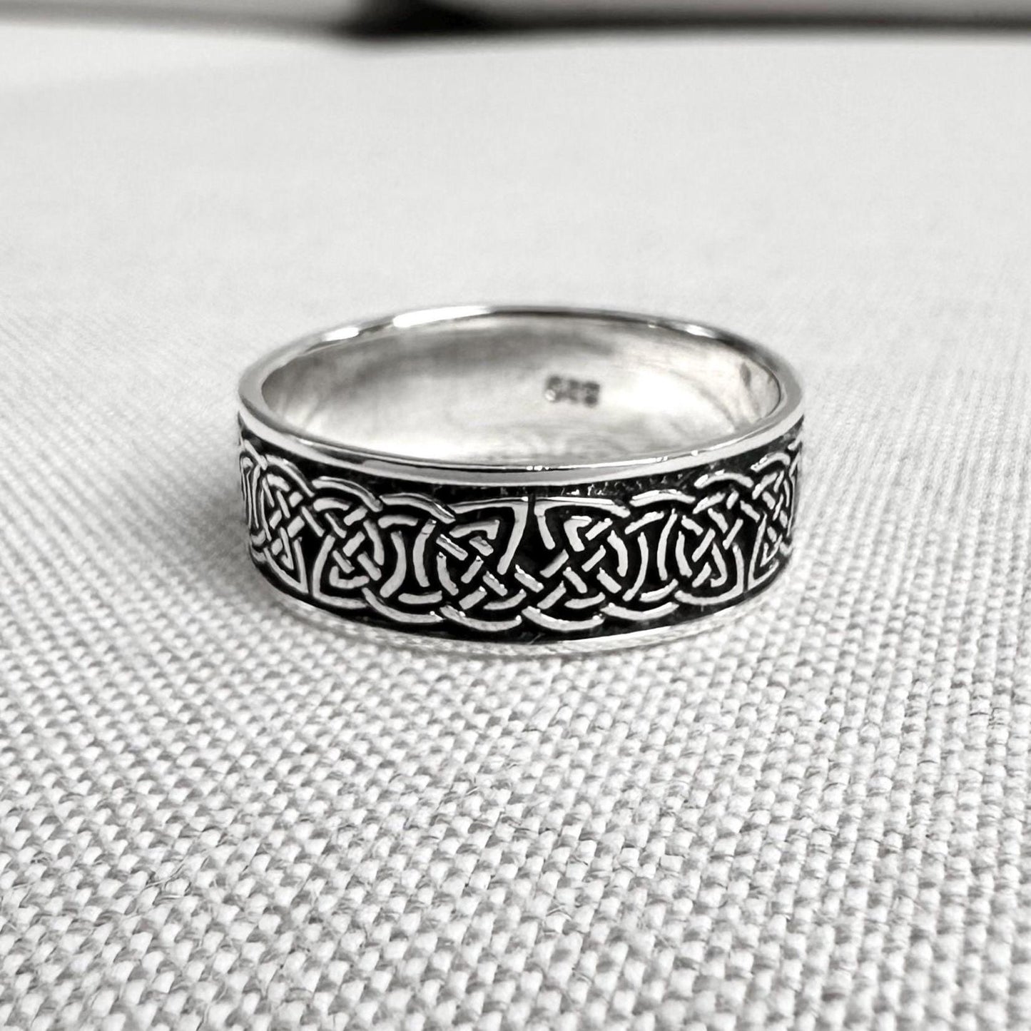 Celtic Infinity Knot Viking Endless Ring