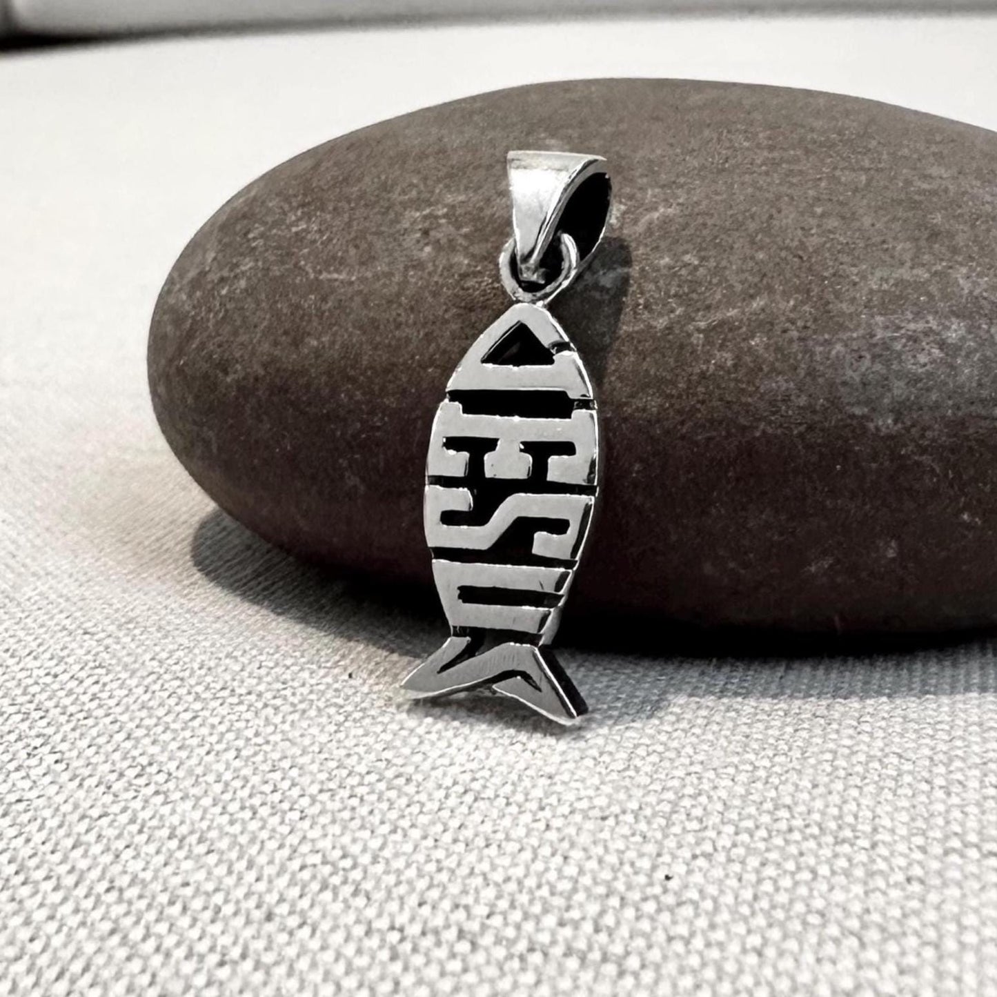 Jesus Fish Ichthys Christian Pendant/Necklace