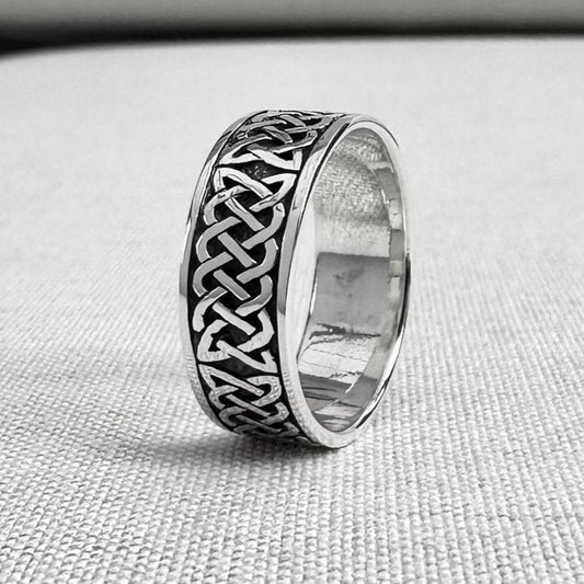 Celtic Infinity Knot Viking Endless Ring