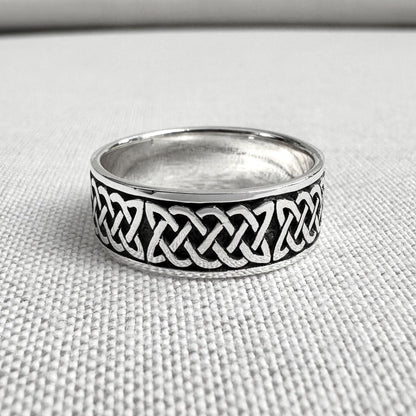 Celtic Infinity Knot Viking Endless Ring