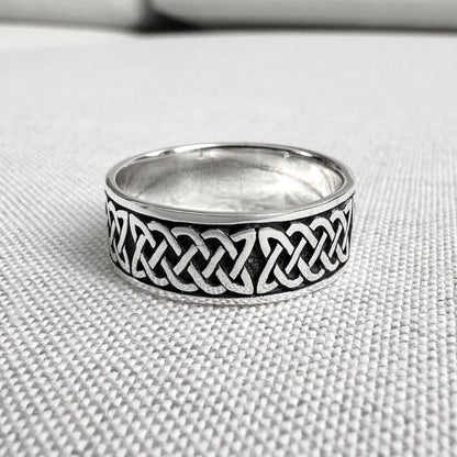 Celtic Infinity Knot Viking Endless Ring