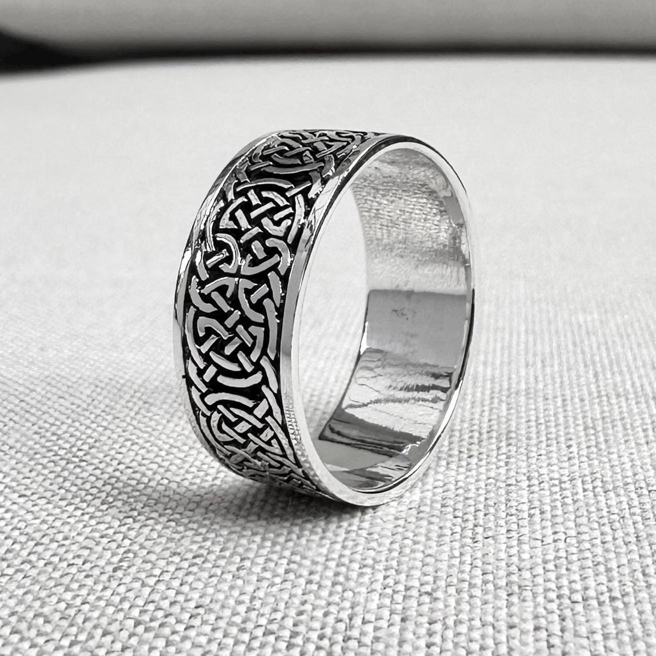 Celtic Infinity Knot Viking Endless Ring