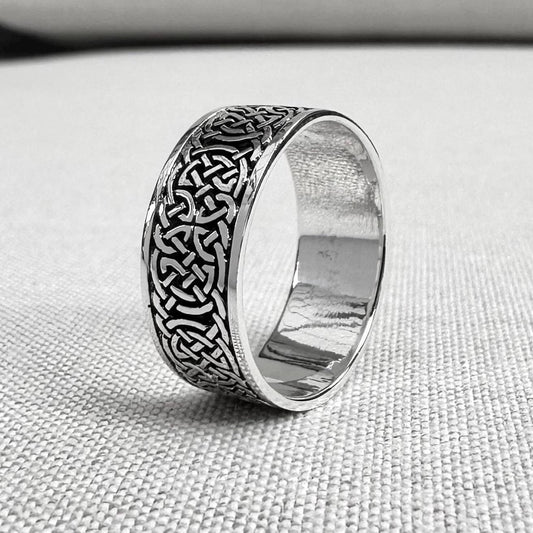 Celtic Infinity Knot Viking Endless Ring