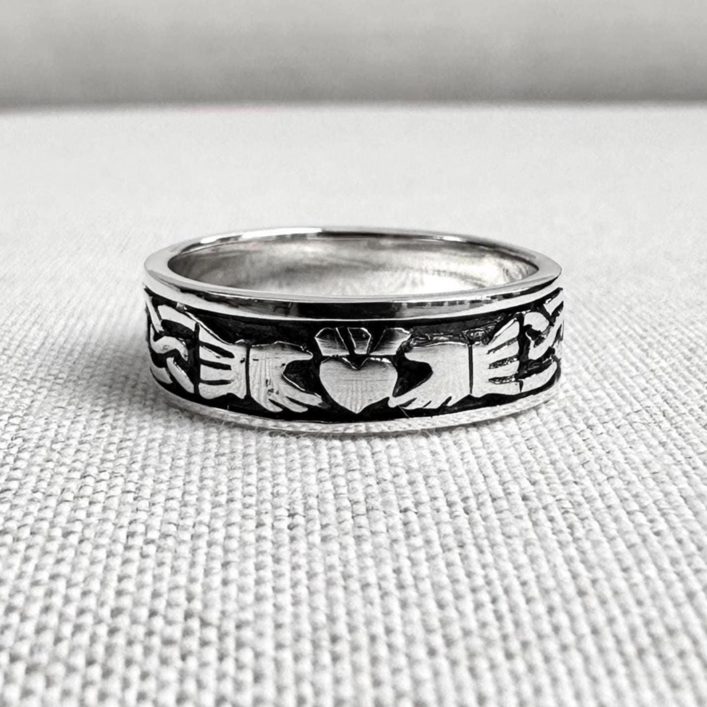 Claddagh Celtic Irish Heritage Heart Ring