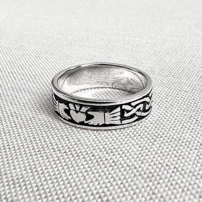 Claddagh Celtic Irish Heritage Heart Ring