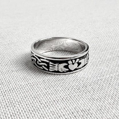 Claddagh Celtic Irish Heritage Heart Ring