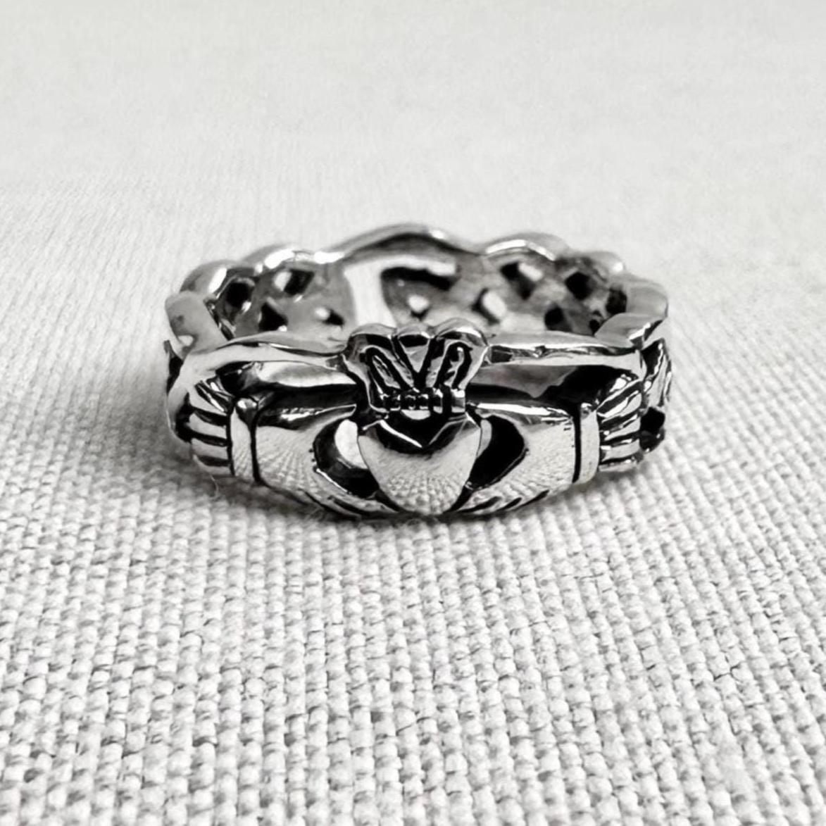 Claddagh Celtic Irish Heritage Heart Ring