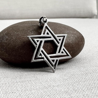 Star of David Magen Hebrew Pendant/Necklace