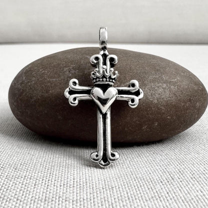 Sacred Heart Cross Christian Crucifix Pendant/Necklace