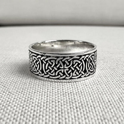 Celtic Infinity Knot Viking Endless Ring