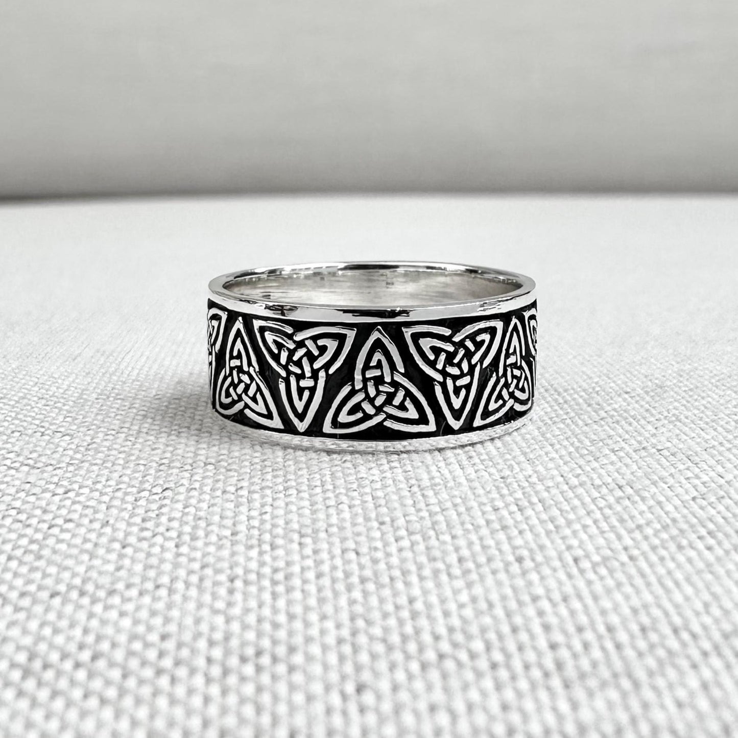 Triquetra Viking Celtic Infinity Knot Irish Ring