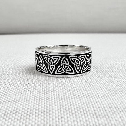 Triquetra Viking Celtic Infinity Knot Irish Ring