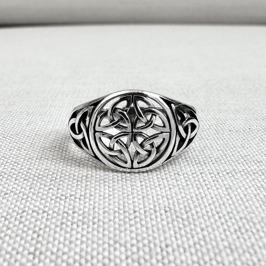 Shield Knot Viking Celtic Infinity Triquetra Ring