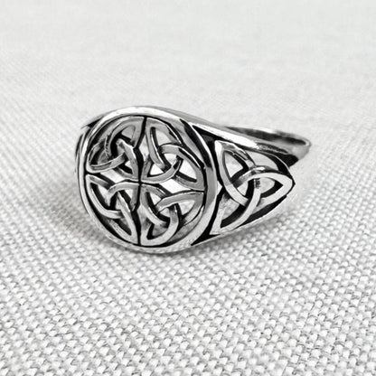 Shield Knot Viking Celtic Infinity Triquetra Ring