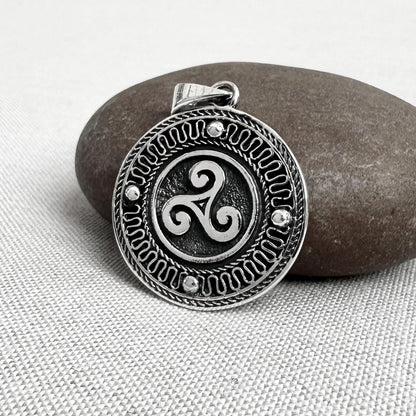 Triskelion Celtic Knot Viking Pendant/Necklace