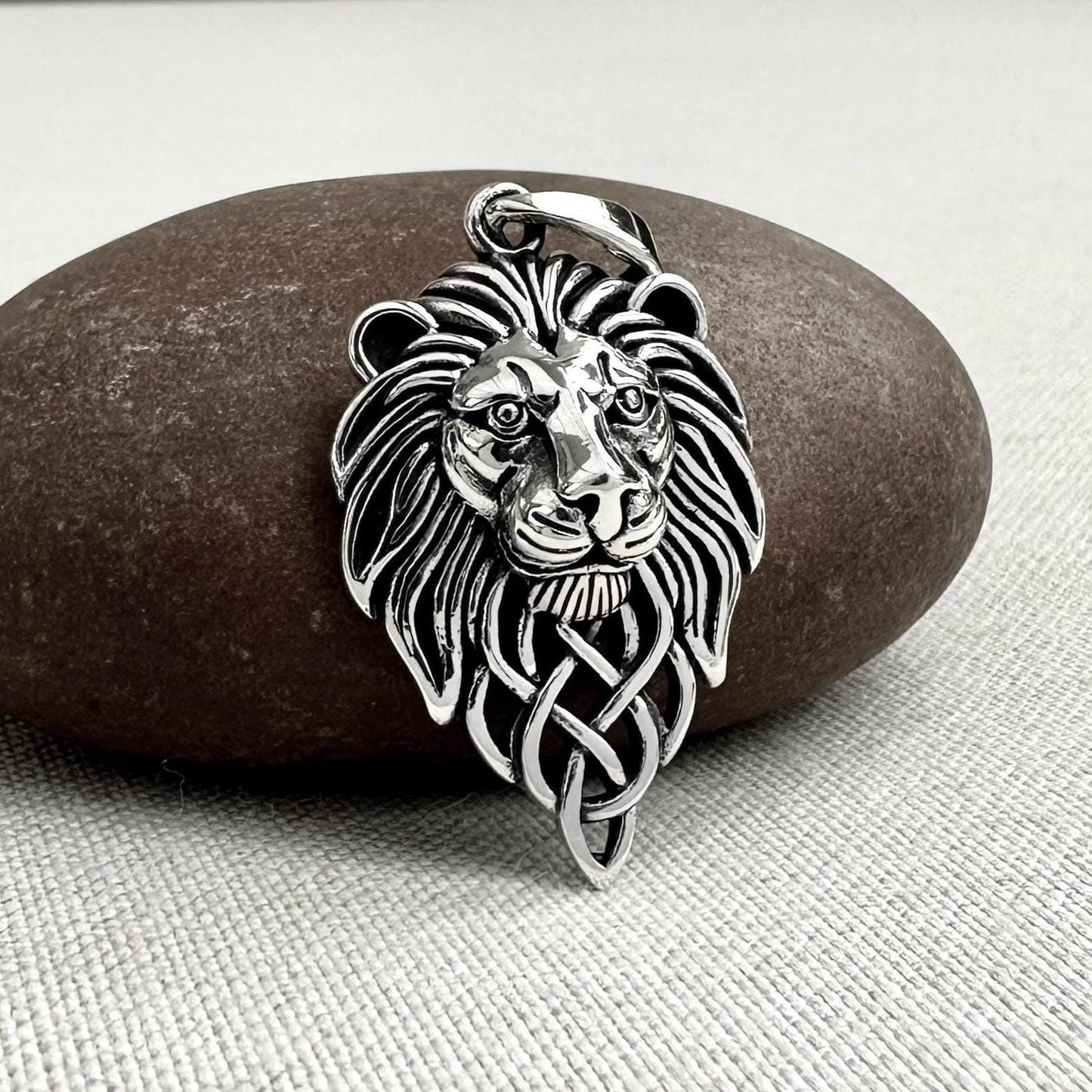 Lion Zodiac Leo Constellation Pendant/Necklace