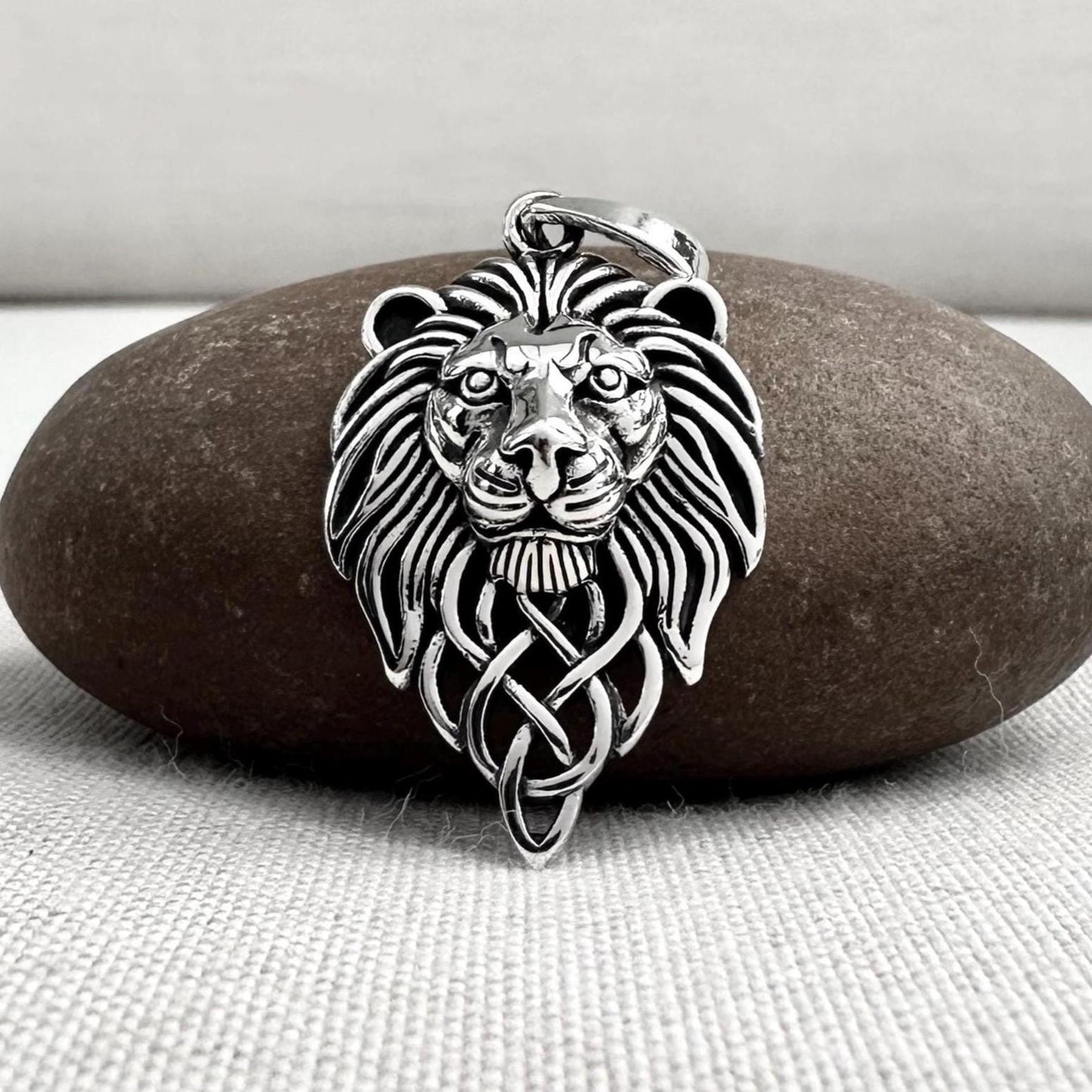 Lion Zodiac Leo Constellation Pendant/Necklace