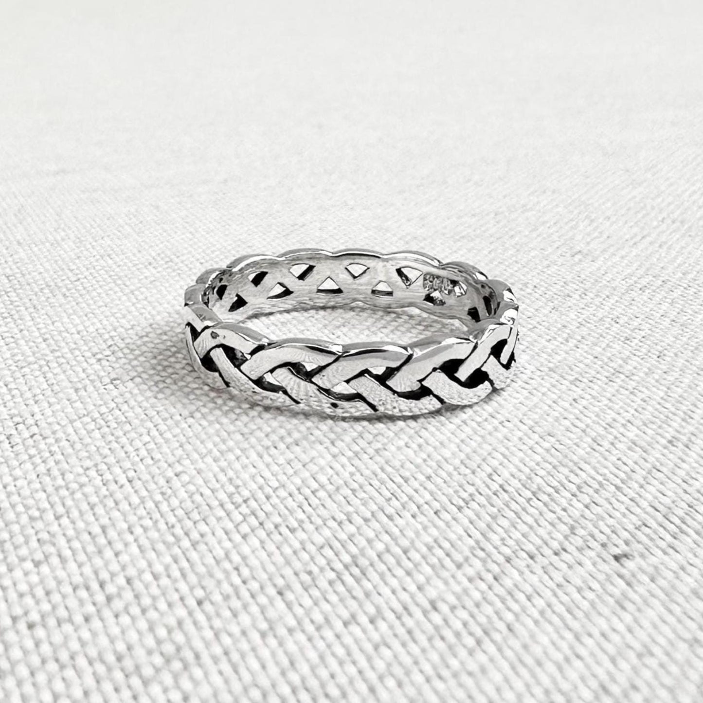 Infinity Celtic Knot Endless Viking Irish Ring