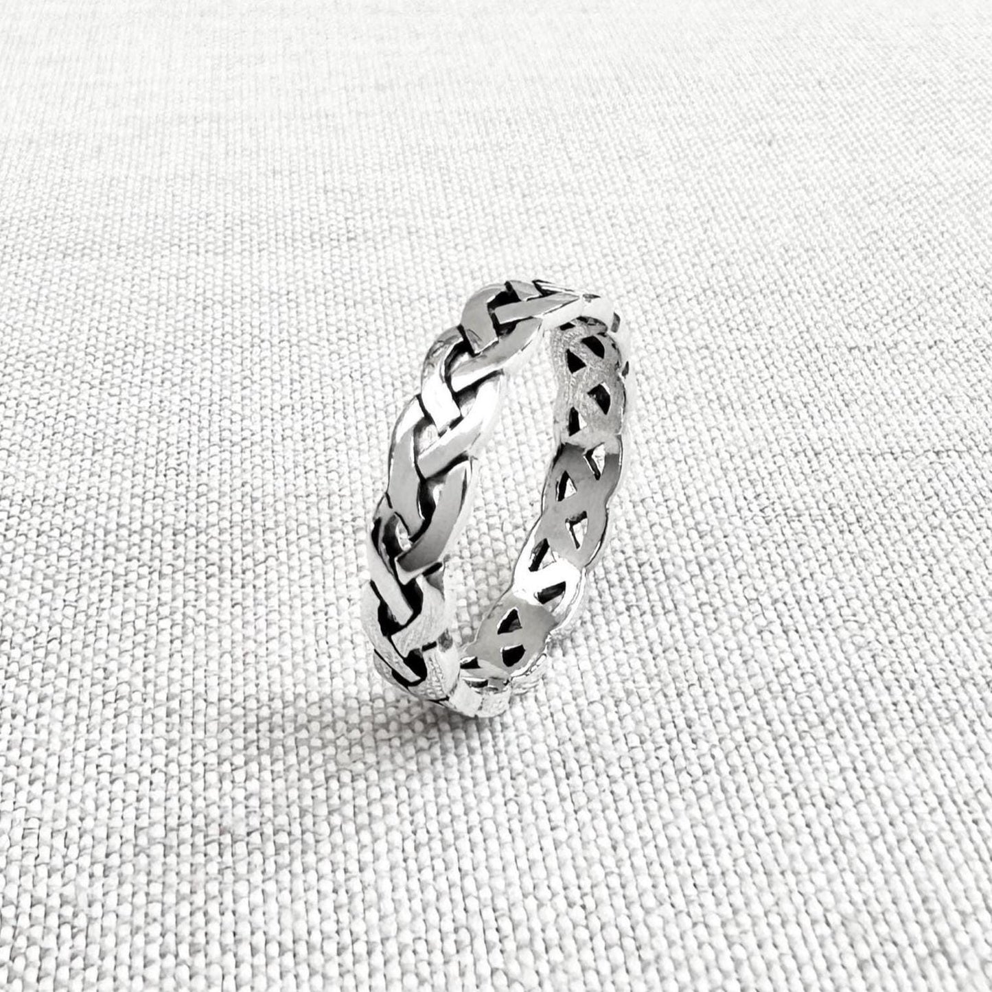 Infinity Celtic Knot Endless Viking Irish Ring