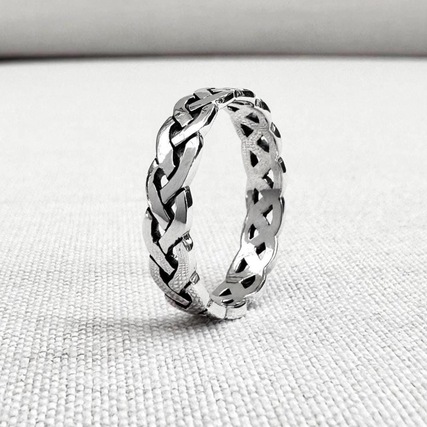 Infinity Celtic Knot Endless Viking Irish Ring
