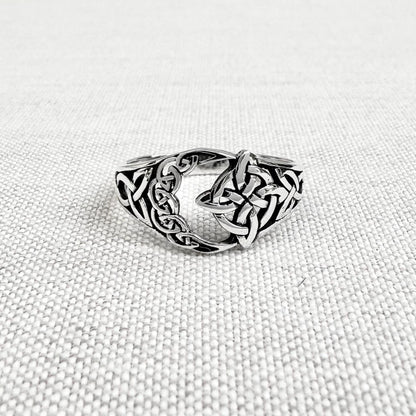 Witch's Knot Celtic Magic Wiccan Ring