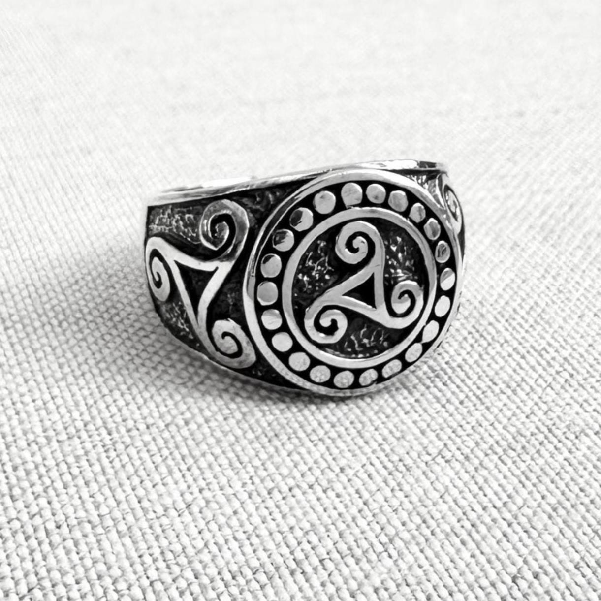 Triskelion Viking Celtic Knot Spiral Triskele Ring