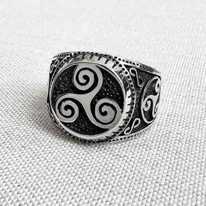 Triskelion Viking Celtic Knot Spiral Ring