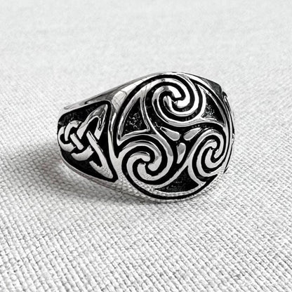 Triskelion Viking Celtic Knot Spiral Triskele Ring