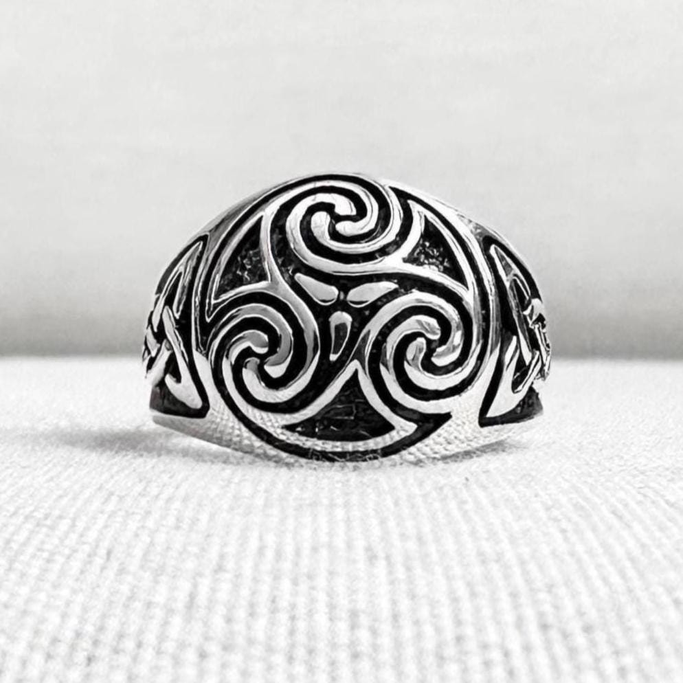 Triskelion Viking Celtic Knot Spiral Triskele Ring