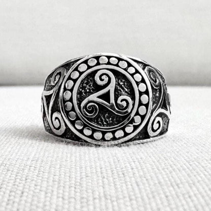 Triskelion Viking Celtic Knot Spiral Triskele Ring