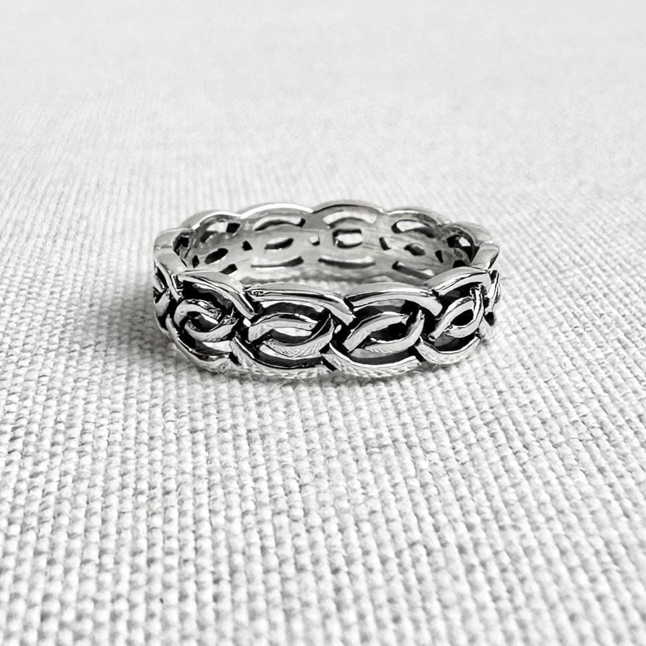 Infinity Celtic Knot Endless Viking Irish Ring