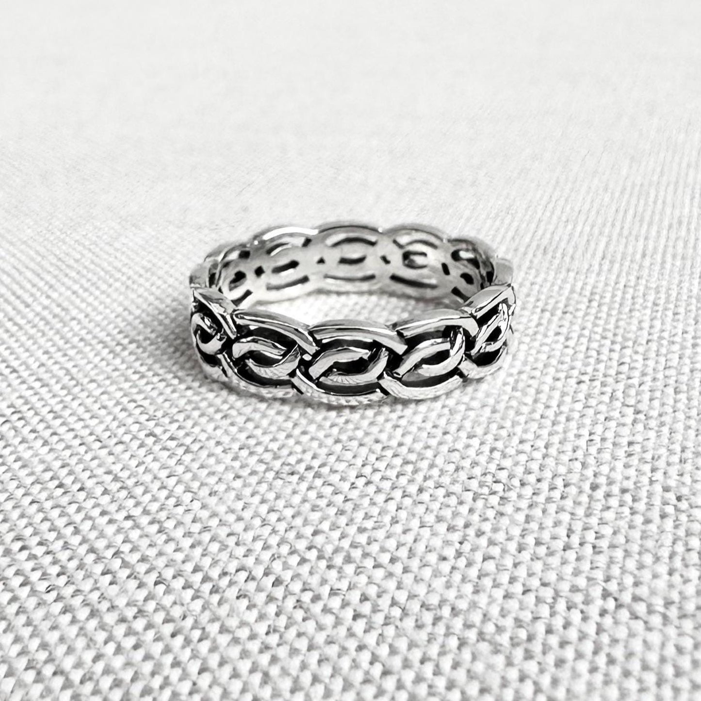 Infinity Celtic Knot Endless Viking Irish Ring