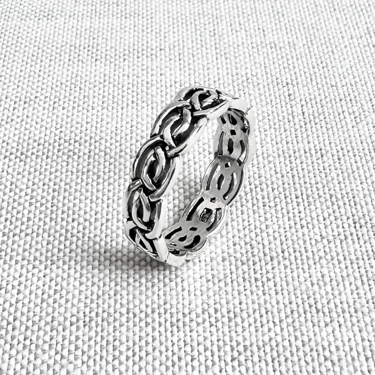 Infinity Celtic Knot Endless Viking Irish Ring